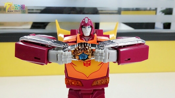 in-Hand%20Images%20MP-28%20Rodimus%20Tra