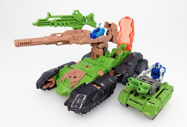 TakaraTomy%20Titans%20Return%20-%20Fun%2