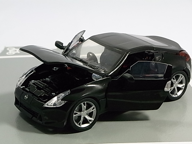 Alternity A-02 Nissan Fairlady-Z Diamond Black Megatron Alternity A-02 Nissan Fairlady-Z Diamond Black Megatron