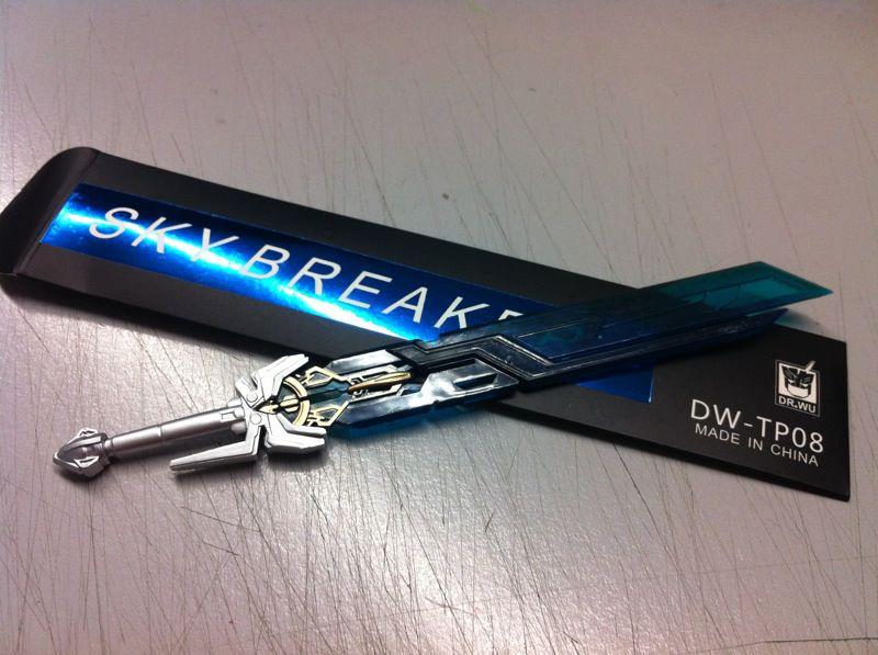 Dr WU Reveal Skybreaker Replica of Optimus Prime Star Saber Sword From  Season 2