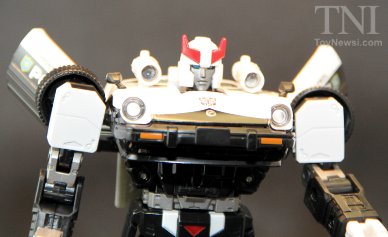 Video Review - Transformers Masterpiece MP-17 Prowl From Takara Tomy