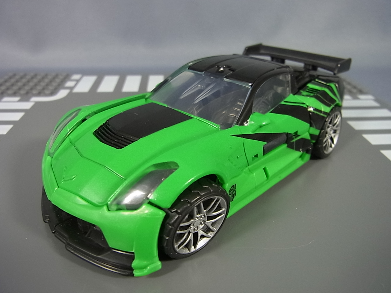 ガチャフォース The adidas ZX Torsion Returns This Fall in Three New Takes