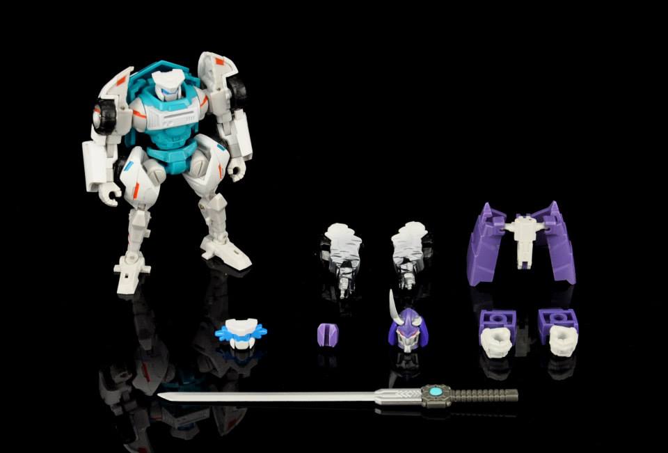 maketoys トランスフォーマー　MTMTE テイルゲート　サイクロナス Maketoys Shows Cyclonus Upgrade Parts Included With Rear End Figure