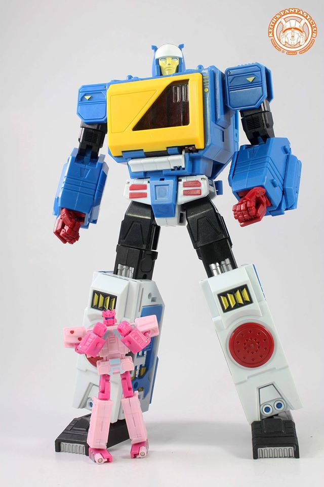 KFC Doubledeck With Mandy & Stinger - Official Images!