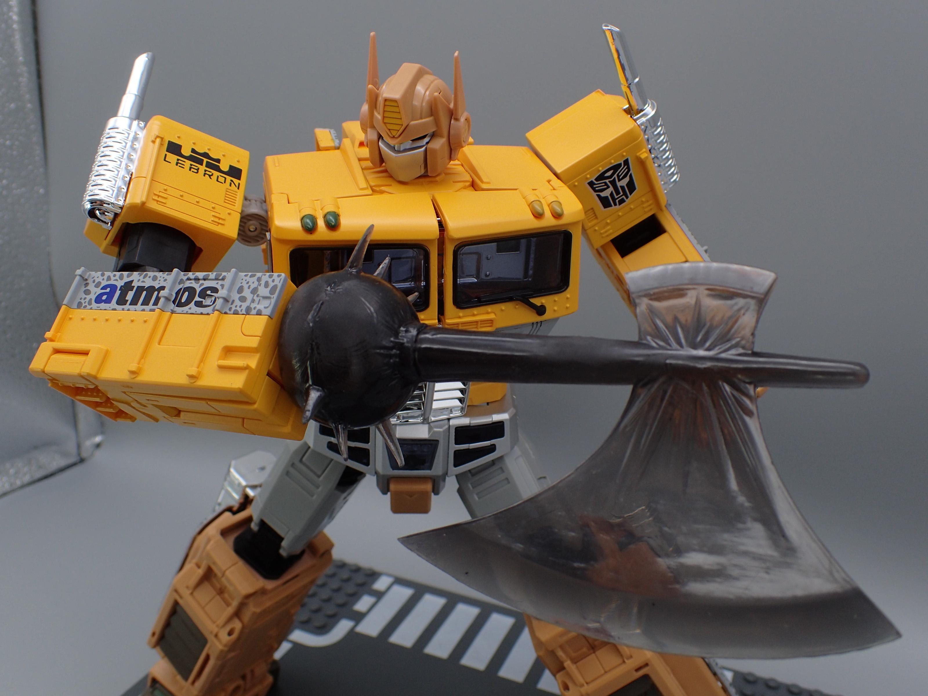 More In-Hand Images MP-10ASL Convoy Safari Lebron James