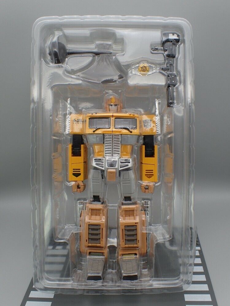 More In-Hand Images MP-10ASL Convoy Safari Lebron James