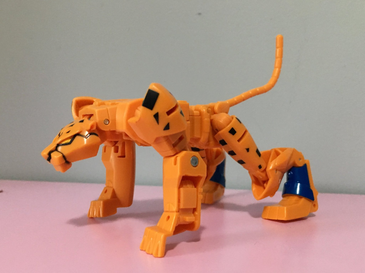 Transformers Cyberverse Spark Armor Cheetor Out of Box Photos, image size:1200x899