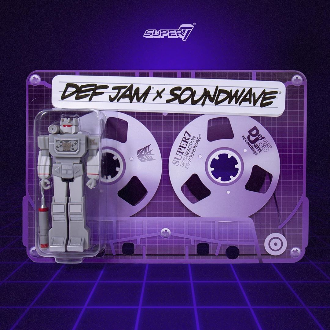 Super 7 Transformers Def Jam G1 Soundwave Special Edition - ReAction Figure