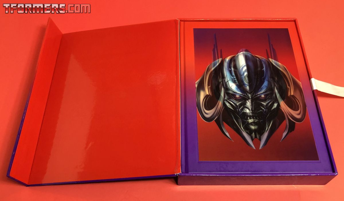 REVIEW - Transformers: A Visual History is More Than Meets the Art 