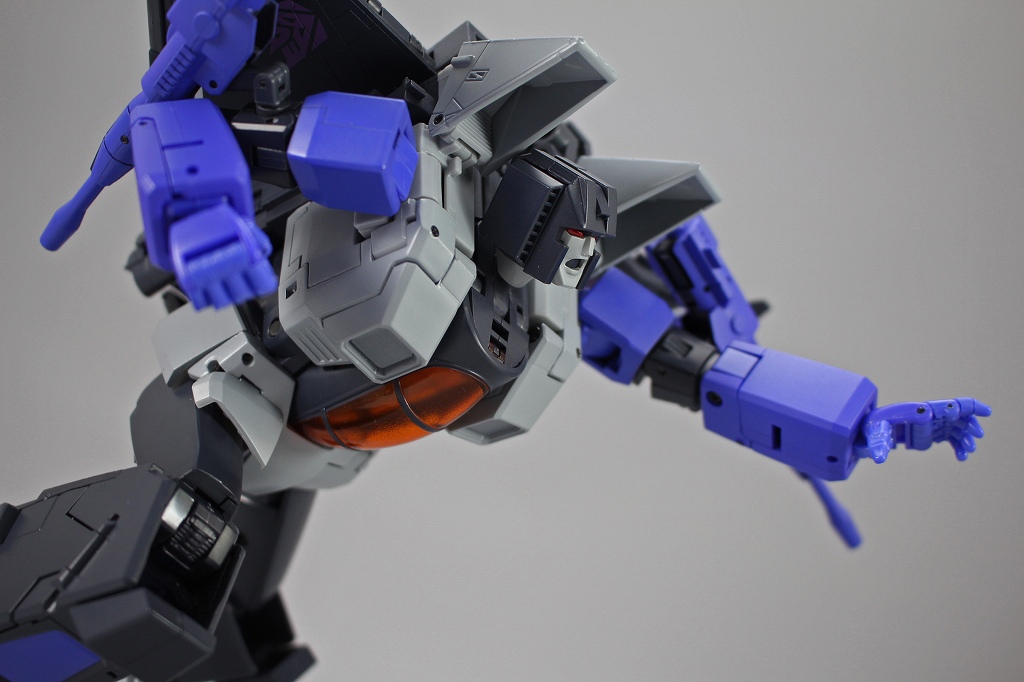 Transformers Masterpiece MP-52+SW Skywarp In-Hand Images - Transformers