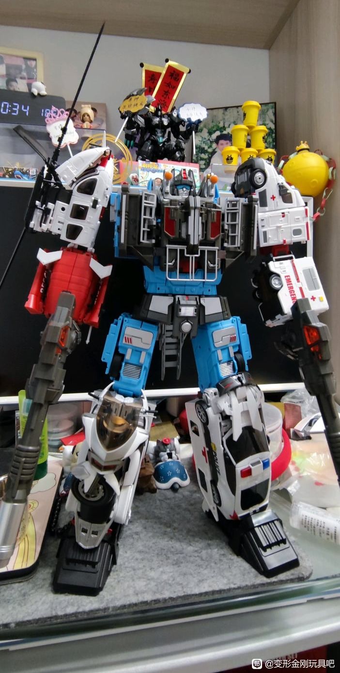 Generation Toy GT-8 Guardian (MP Defensor) Combined Mode Images