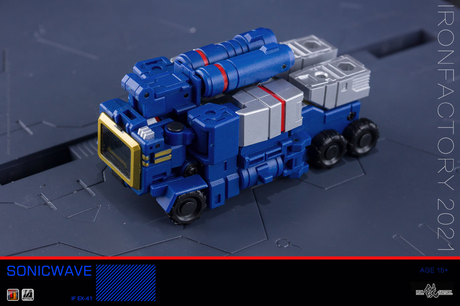 Iron Factory IF-EX41 Sonicwave (Soundwave) Toy Photography Images 