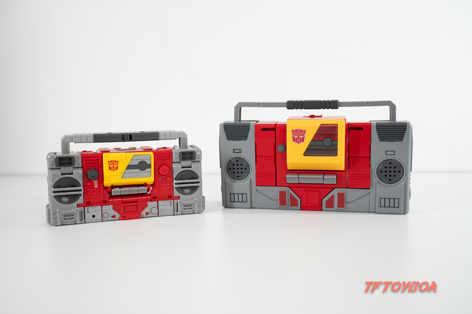 Studio Series Blaster & Eject 2024 In-Hand Images & Video by TfToyBox