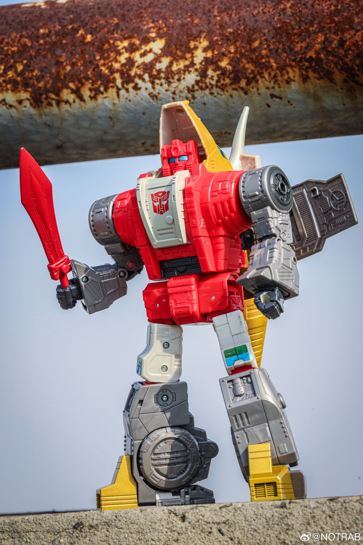 Hasbro Transformers Leader Studio Series 86 Dinobot Swoop Action Figure - New, Transforming