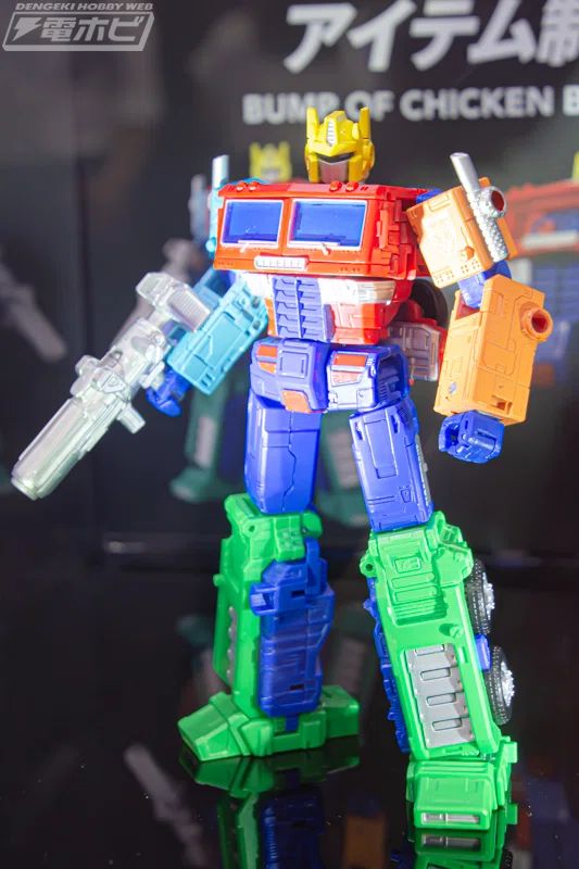 Daily Prime - Bump Of Chicken Optimus Prime Rolls Out at Tokyo Toy 