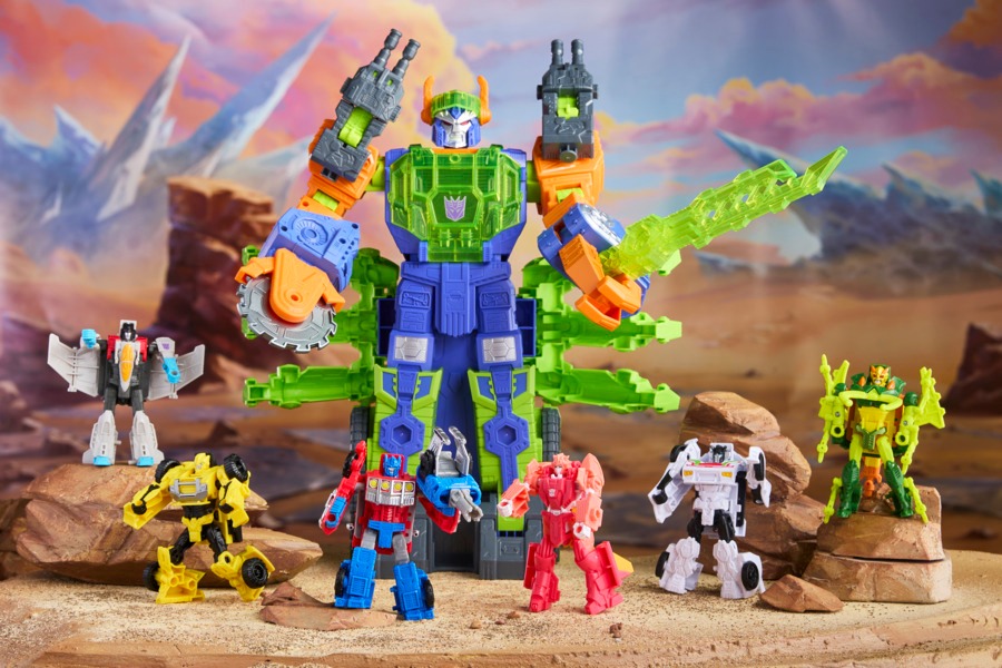 Cyberworld Scoroponok with Cyber Changers Transformers Figures - Chop Shop, More
