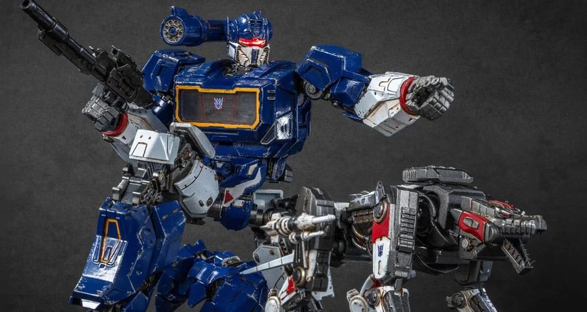PREORDER! Transformers: Bumblebee Soundwave Advanced Model Kit Pro