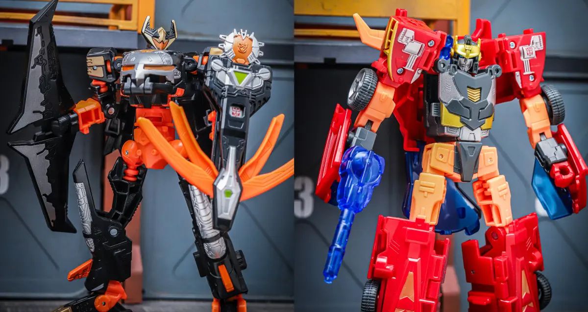 Cybertron Sideways & Excellion In-Hand Images of Age of the Primes Exclusives