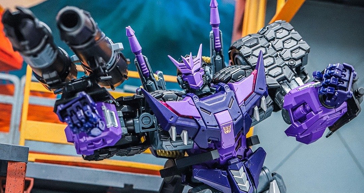 【新品】TRANSFORMERS BUMP OF CHICKEN CONVOY TRANSFORMERS BUMP OF CHICKEN CONVOY/MULTI Japan version | LUNA