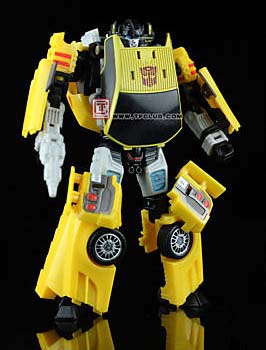 New Pics of Universe Blaster, Prowl and Sunstreaker