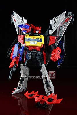 New Pics of Universe Blaster, Prowl and Sunstreaker