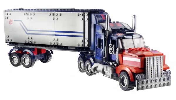 Kre O Transformers Optimus Prime Vehicle (10 of 13)