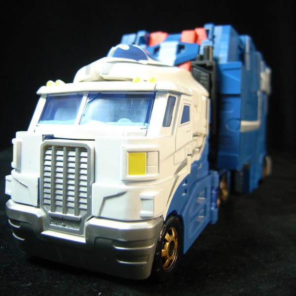 Ultra Magnus City Commander 02 (2 of 2)