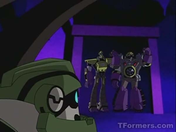 Transformers Animated 28 29 A Bridge TooClose 143 (141 of 530)