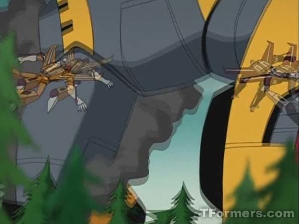 Transformers Animated 28 29 A Bridge TooClose 432 (430 of 530)