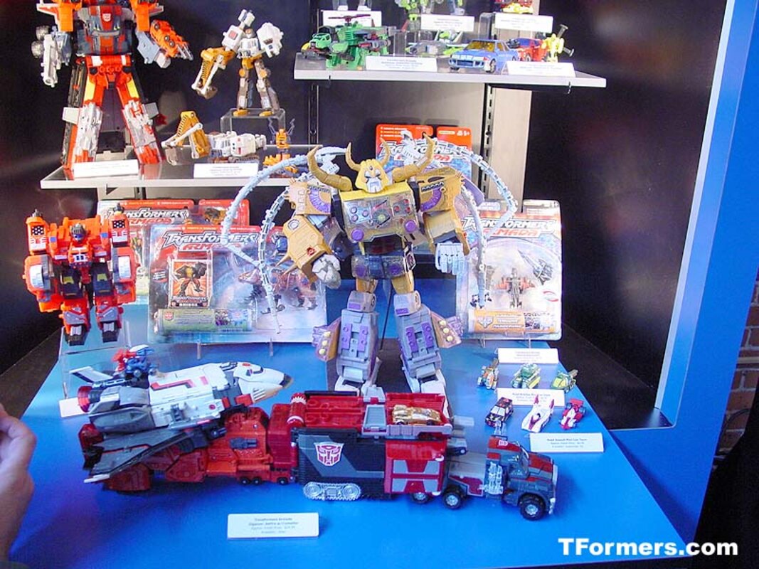 Transformers Armada Overload Gallery Hasbro Event 2003