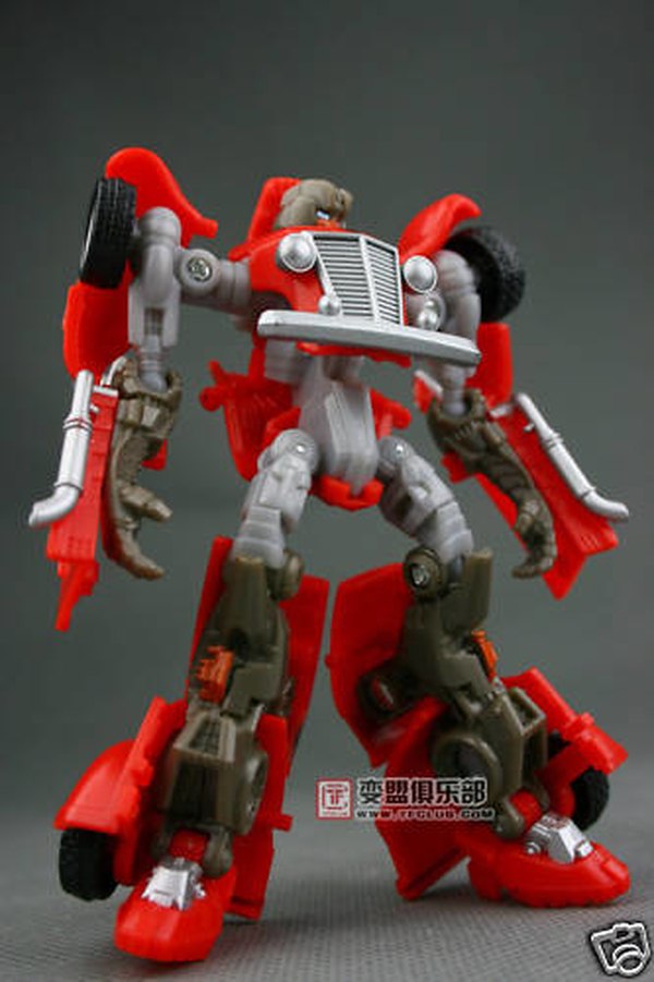Transformers ROTF Hubcap and Brimstone Pics