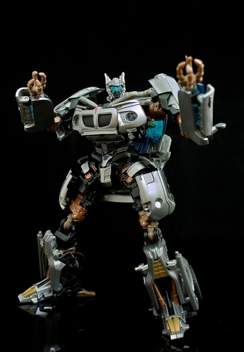 New Looks at Human Alliance Jazz with Captain Lennox