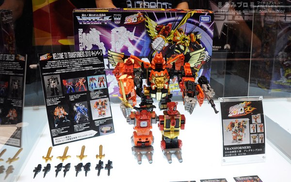 Takara TF 2010 Nov Release is Predaking! 1st Looks at Animated Arcade Games