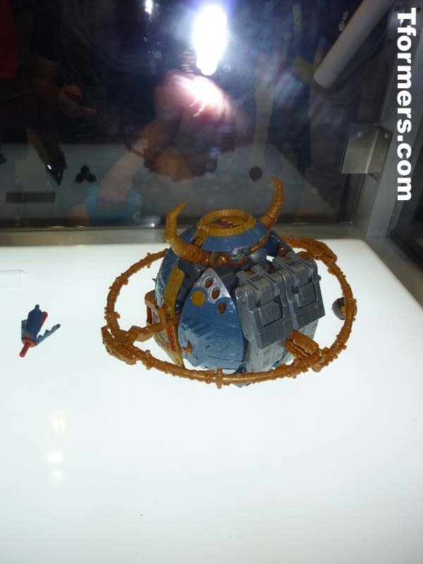 Botcon 2011 Hasbro Exclusives Unicron 08 (76 of 81)