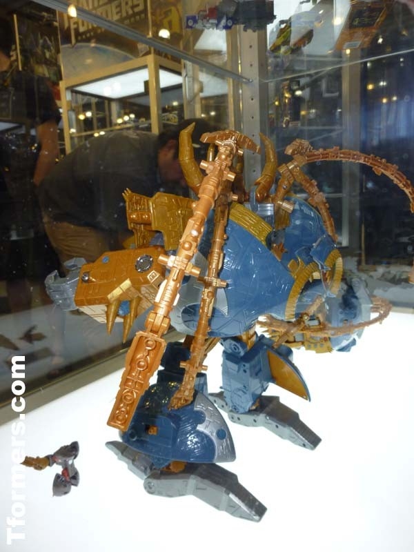 Botcon 2011 Hasbro Exclusives Unicron 10 (78 of 81)