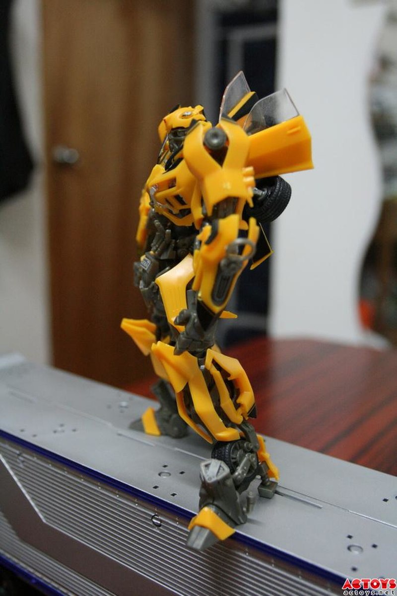 Takara Tomy Transformers Dual Model Kit DMK02 Bumblebee for sale online 