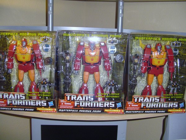 Transformers Toys R Us Rodimus Prime Sighting Toy (2 of 2)