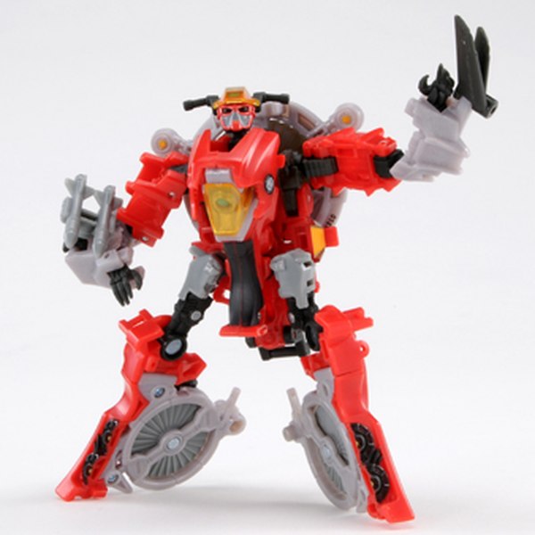 Takara Tomy - タカラトミー トランスフォーマー ヒューマンアライアンス リードフット Takara Tomy Updates: Human Alliance Reverb, Roadbuster and