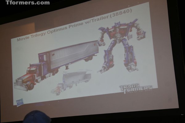 Transformers 3 Dark Of The Moon Ultimate Optimus Prime (3 of 44)