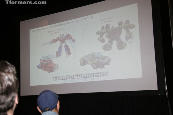 Transformers Prime Cyberverse Commander Optimus Prime Bulkhead (24 of 44)