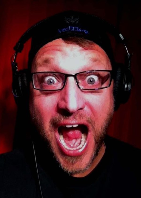 ThrowBack Thursday: PRIME's Steve Blum is just Starscream at SDCC 2011