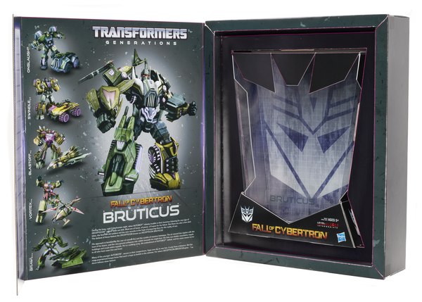 TRANSFORMERS SDCC Bruticus Package Inside Cover High Res (9 of 25)