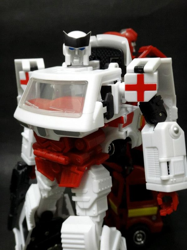 In Hand Images IGear Toys PP05M Medical Specialist   Ultimate NOT Ratchet Figure Arrives  (7 of 17)