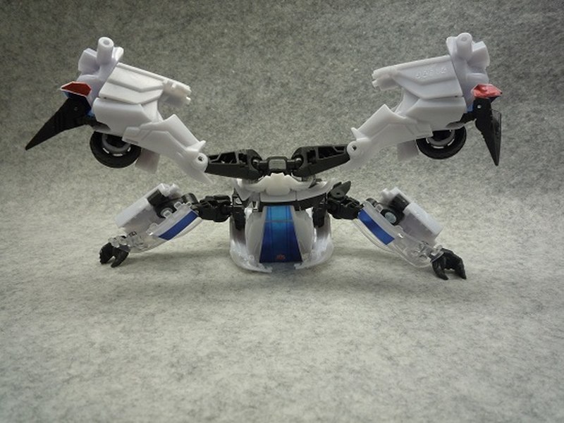 Takara Tomy Transformers Prime Arms Micron AM-26 Smokescreen