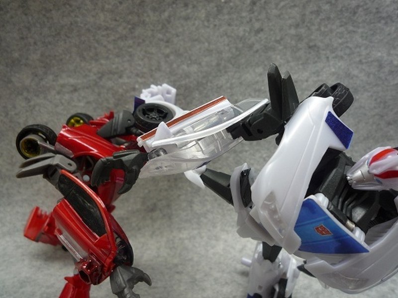 Takara Tomy Transformers Prime Arms Micron AM-26 Smokescreen