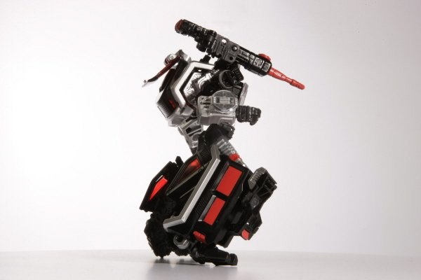 E Hobby Exclusive Magnificus Images Reveal Reveal The Shield Perceptor Repaint With New Head (18a) (7 of 18)