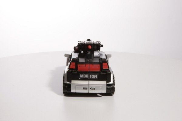 E Hobby Exclusive Magnificus Images Reveal Reveal The Shield Perceptor Repaint With New Head  (14 of 18)