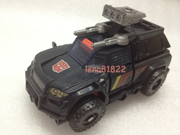 More Trailcutter Colored Images Of Transformers Generations Deluxe Class Action Figure. Jpg (12 of 18)