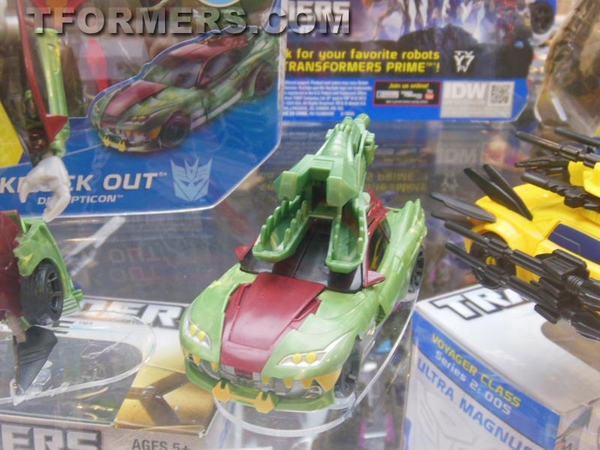 Botcon 2013   Transformers Prime Beast Hunters Day 3 Image Gallery  (12 of 93)