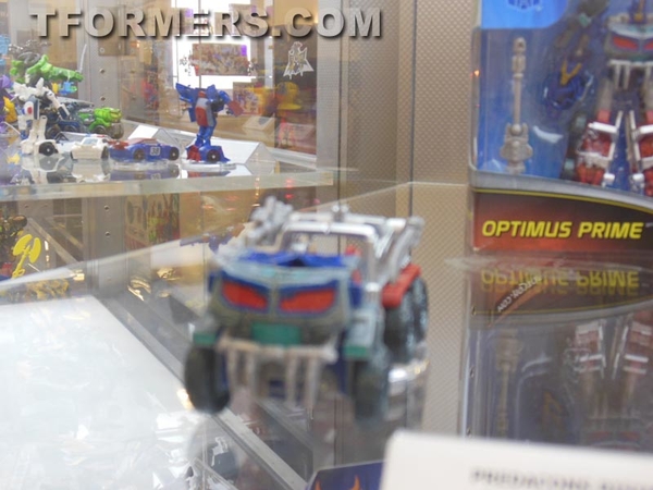 Botcon 2013   Transformers Prime Beast Hunters Day 3 Image Gallery  (42 of 93)